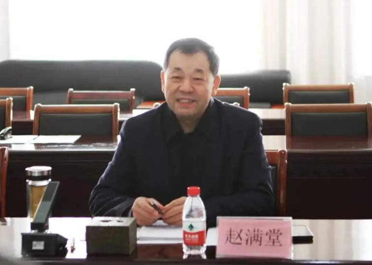 西北富豪125亿帝国崩塌，FPS电竞圈却炸了：钱没白花？